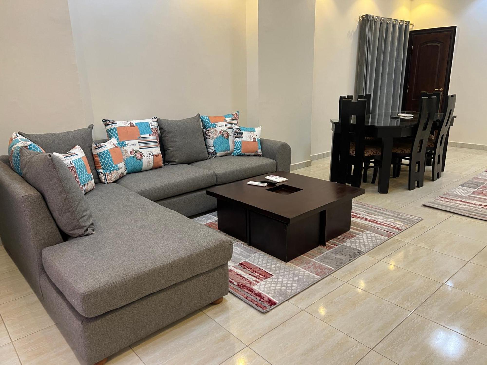 Luxury Apartments: Family-Friendly Oasis by Mall of Arabia 6th of October City Exterior photo