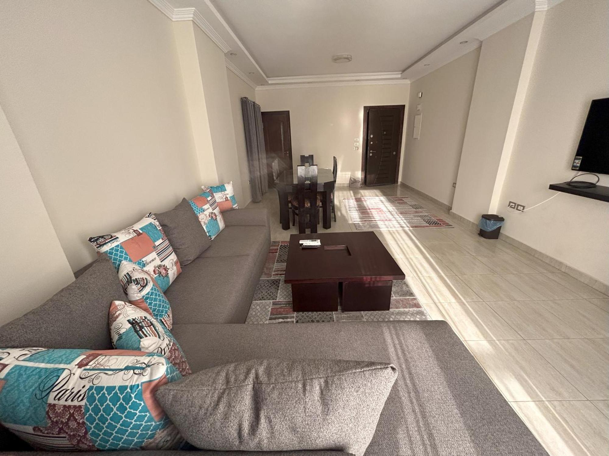Luxury Apartments: Family-Friendly Oasis by Mall of Arabia 6th of October City Exterior photo